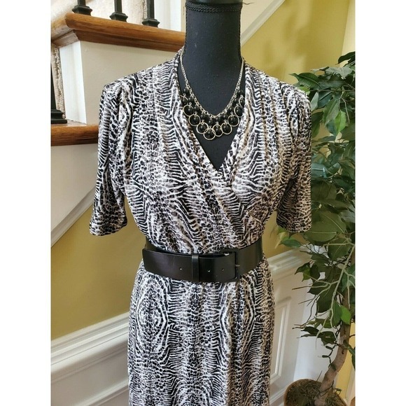 Jones New York Belted Faux Wrap Dress Sz Medium - Picture 2 of 9